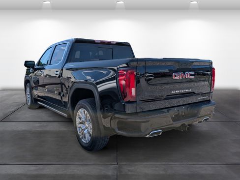Used 2026 GMC Sierra 1500 Denali RWD image 4