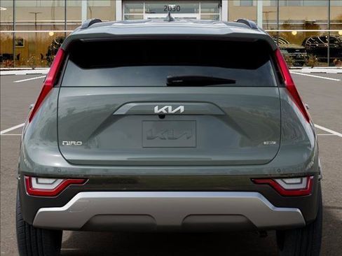 New 2026 Kia Niro SX Touring FWD image 13