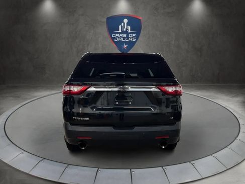 Used 2018 Chevrolet Traverse LT FWD image 4