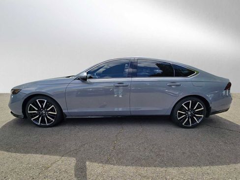 Used 2024 Honda Accord Touring image 6