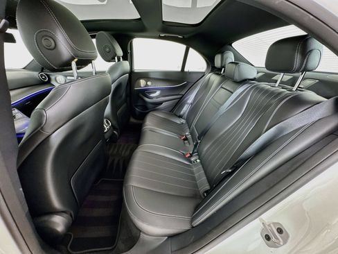 Used 2022 Mercedes-Benz E 350 Sedan image 27