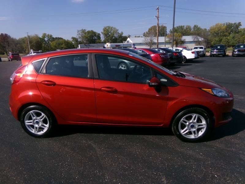 Used 2019 Ford Fiesta SE w/ Cold Weather Package FWD image 3