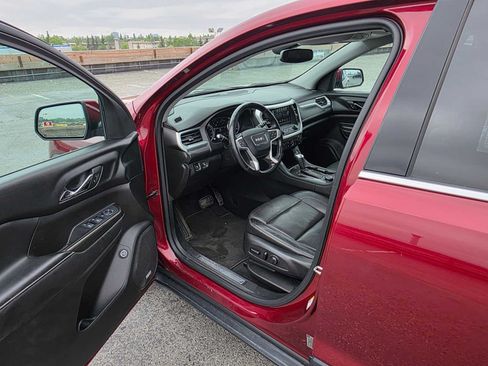 Used 2017 GMC Acadia SLT AWD/4WD image 19