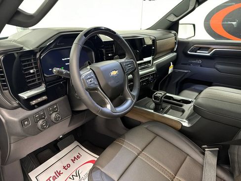 New 2026 Chevrolet Silverado 1500 High Country w/ Technology Package AWD/4WD image 14