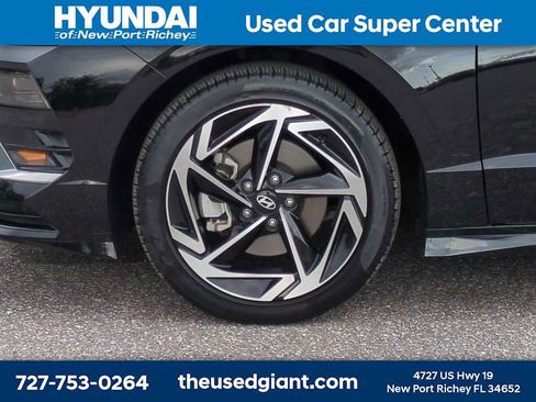 Used 2024 Hyundai Sonata SEL w/ Convenience Package FWD image 10