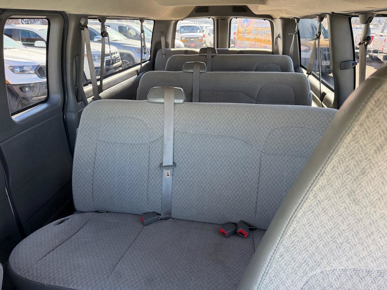 Used 2017 Chevrolet Express 3500 LT w/ LT Preferred Equipment Group RWD image 21