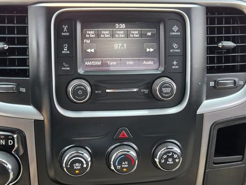 Used 2024 RAM 1500 Warlock AWD/4WD image 19