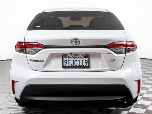 Used 2023 Toyota Corolla LE FWD image 7