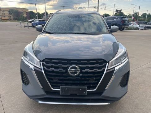 Used 2021 Nissan Kicks SV FWD image 5