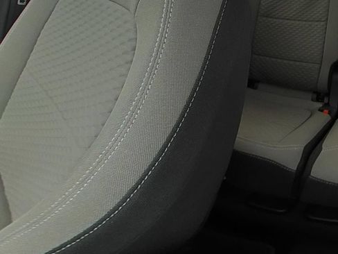 Used 2022 Ford Escape SE w/ SE Sport Appearance Package FWD image 15