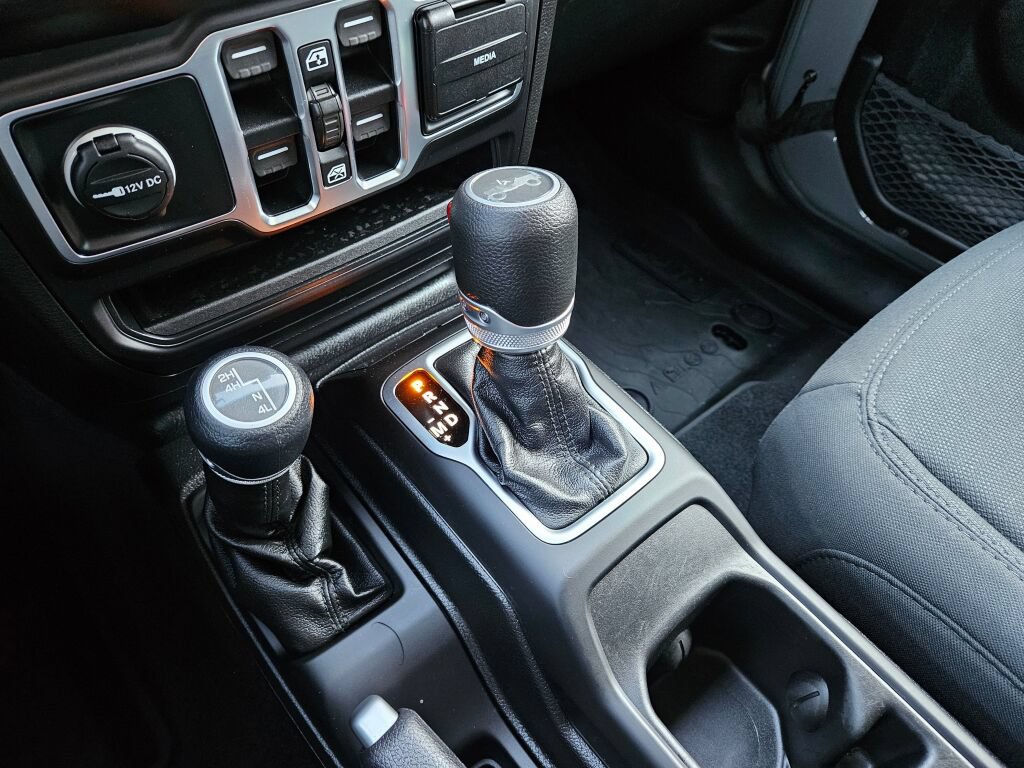 Used 2020 Jeep Wrangler Unlimited Sport S AWD/4WD image 28
