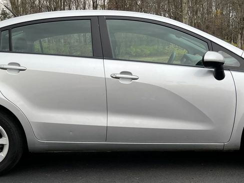 Used 2017 Kia Rio LX FWD image 5