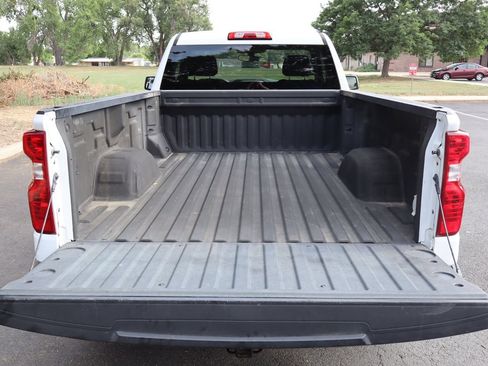Used 2021 Chevrolet Silverado 1500 W/T w/ WT Value Package AWD/4WD image 7