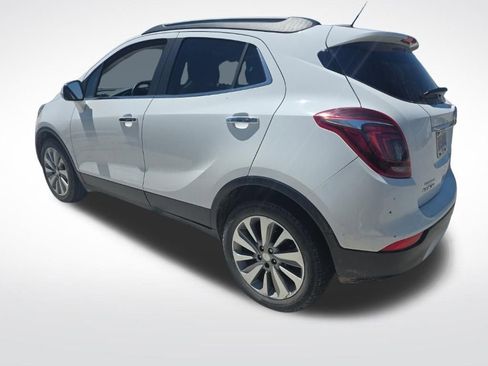 Used 2017 Buick Encore Preferred FWD image 4