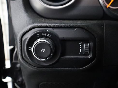 Used 2023 Jeep Wrangler Sport AWD/4WD image 14