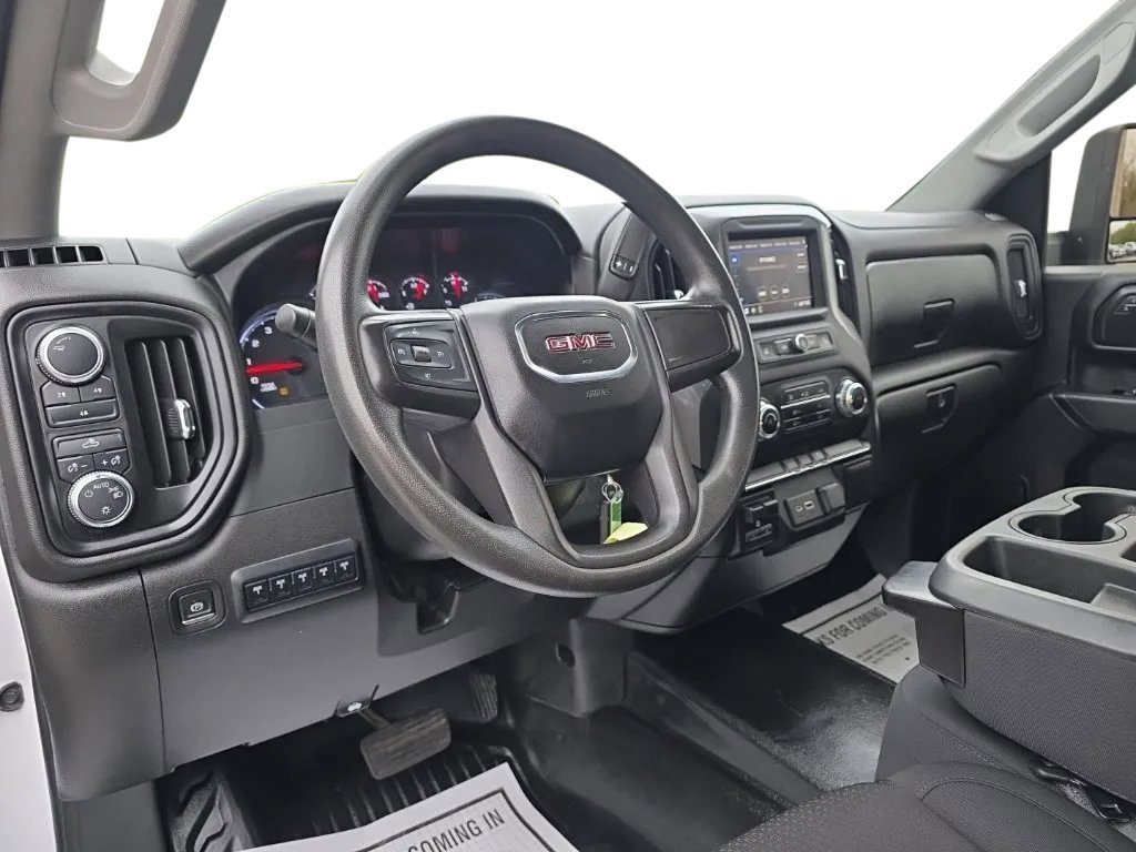 Used 2022 GMC Sierra 2500 Pro w/ Convenience Package AWD/4WD image 16