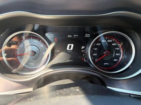 Used 2019 Dodge Charger Scat Pack w/ Technology Group RWD image 5