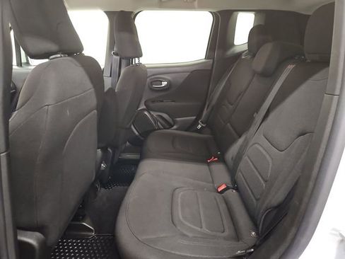 Used 2021 Jeep Renegade Latitude w/ Luxury Group I image 37