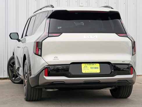 Used 2024 Kia EV9 GT-Line image 6