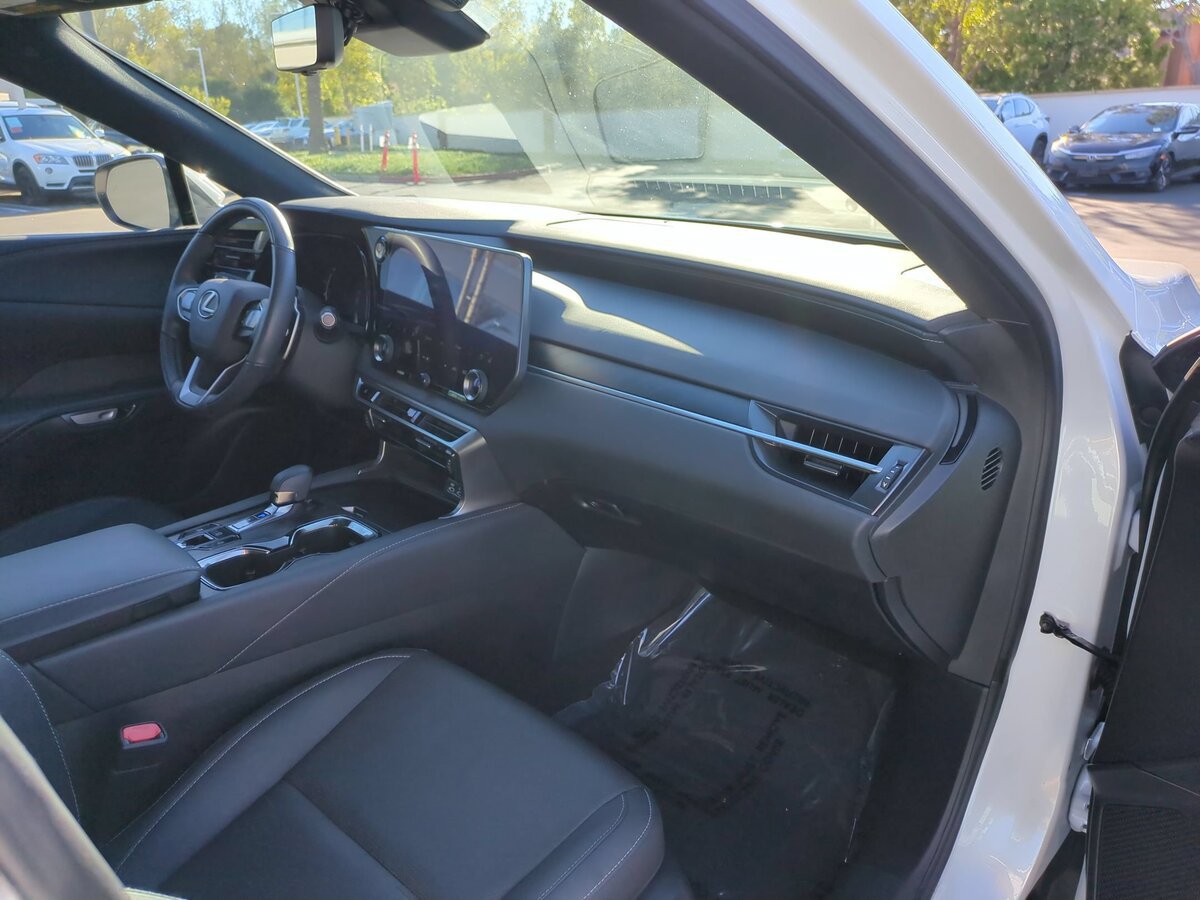 Used 2023 Lexus RX 350 Premium Plus w/ Cold Area Package FWD image 29