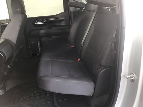 Used 2022 Chevrolet Silverado 1500 LT image 12