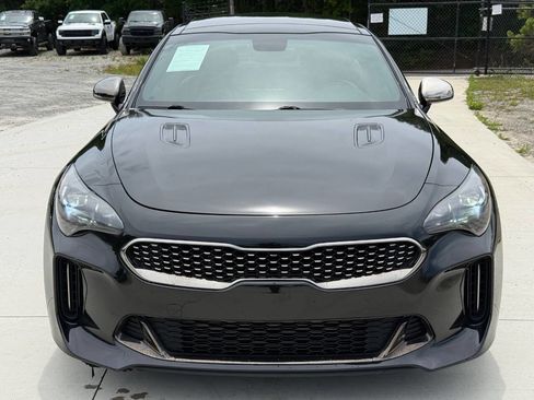 Used 2018 Kia Stinger GT1 RWD image 2