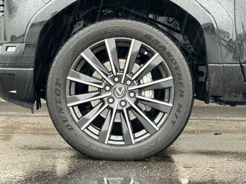 Used 2025 Lexus GX 550 w/ Cold Area Package AWD/4WD image 28