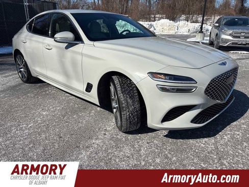 Used 2024 Genesis G70 2.5T image 3