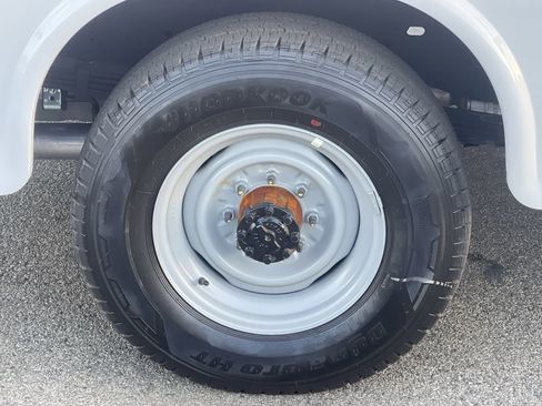 New 2025 Ford E-350 and Econoline 350 Super Duty w/ Power Equipment Group image 11