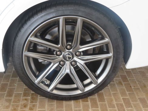 Used 2020 Lexus IS 300 F Sport w/ F Sport Package RWD image 8