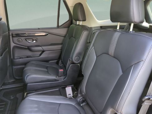 Used 2024 Honda Pilot EX-L image 18