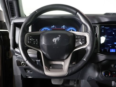 Used 2025 Ford Bronco Badlands AWD/4WD image 36