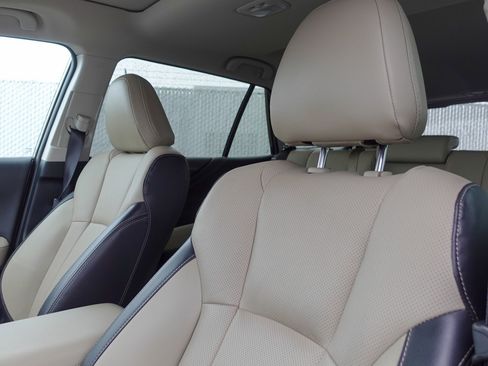 Certified 2023 Subaru Outback Limited XT image 10