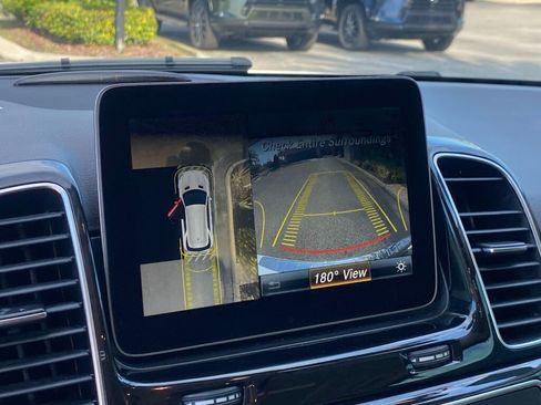 Used 2018 Mercedes-Benz GLE 350 image 26