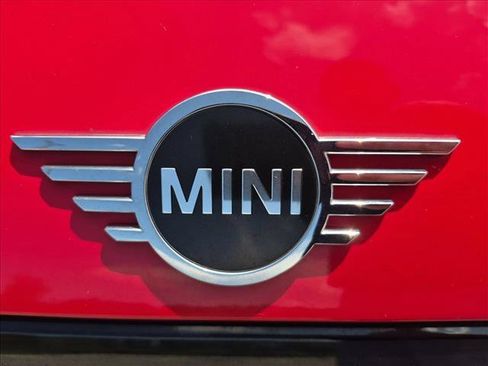 Used 2024 MINI Cooper Convertible w/ Signature Upholstery Package FWD image 14