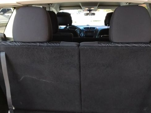Used 2018 Dodge Journey SE FWD image 26