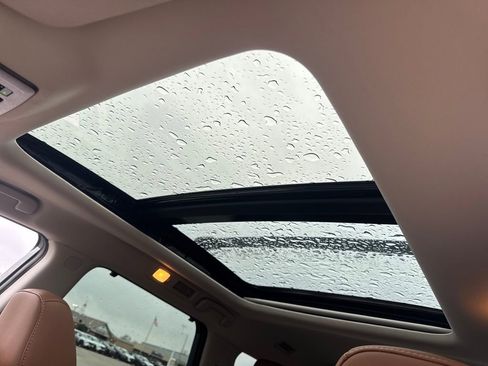 New 2026 Nissan Pathfinder Platinum image 16