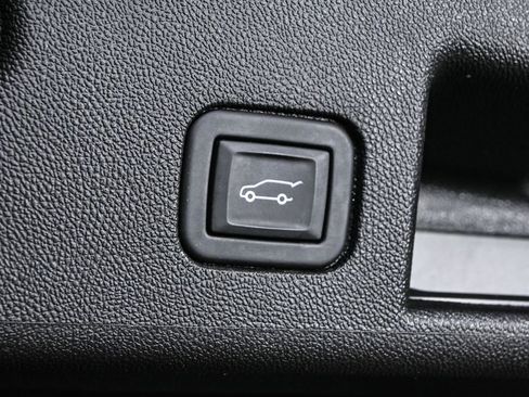 Used 2024 Chevrolet Equinox LT image 31