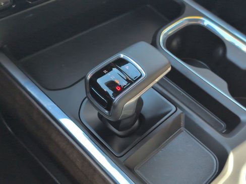 Certified 2025 Chevrolet Silverado 1500 High Country w/ High Country Premium Package image 24