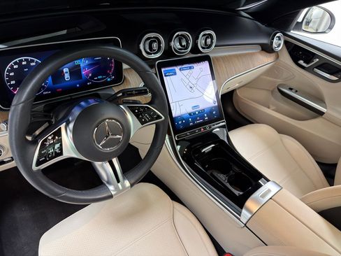 Used 2022 Mercedes-Benz C 300 4MATIC Sedan w/ Pinnacle Trim Package image 25