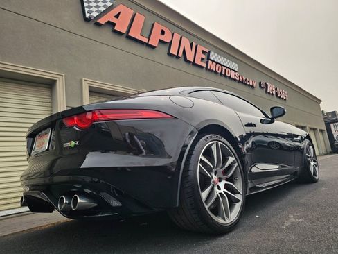 Used 2016 Jaguar F-TYPE R AWD/4WD image 4