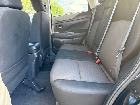 Used 2019 Mitsubishi Outlander Sport LE FWD image 24