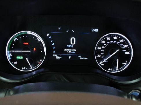 Used 2024 Toyota Sienna Platinum FWD image 44