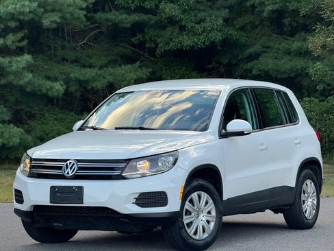 Used 2018 Volkswagen Tiguan Limited FWD image 1