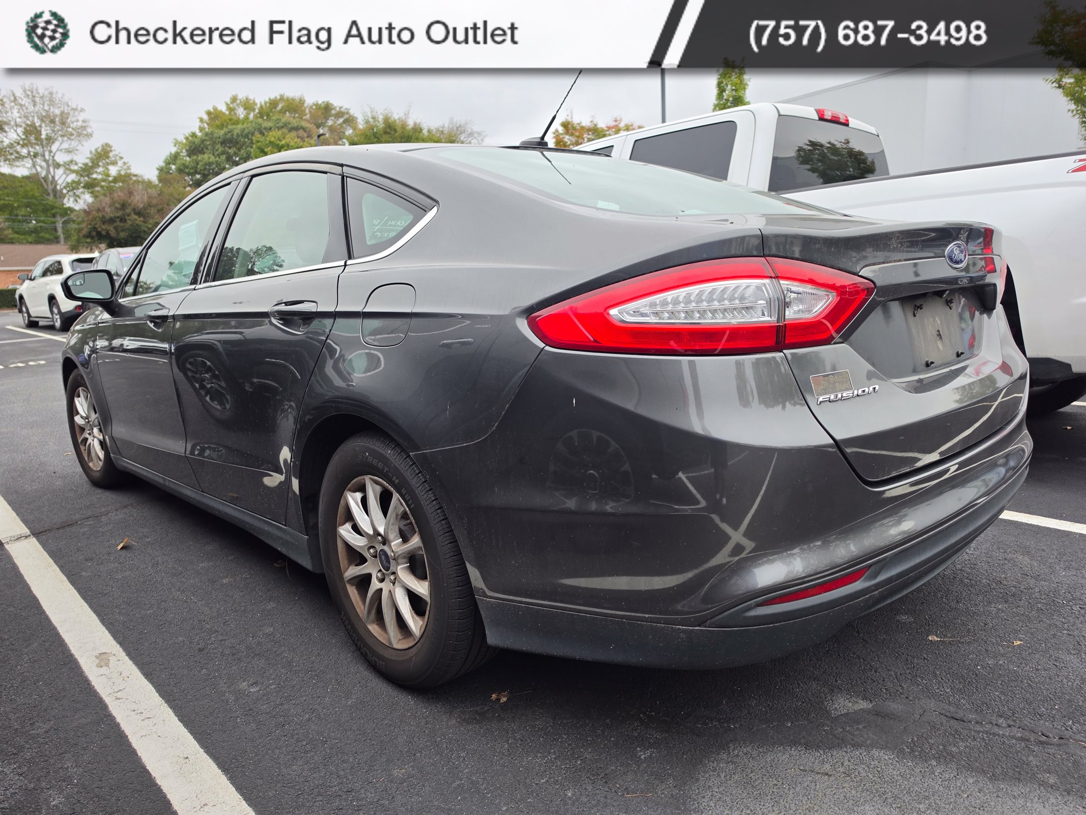Used 2016 Ford Fusion S FWD image 4