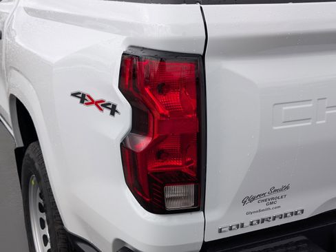New 2026 Chevrolet Colorado W/T image 11