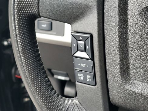 Used 2014 Ford F150 Raptor w/ Equipment Group 801A Luxury image 27