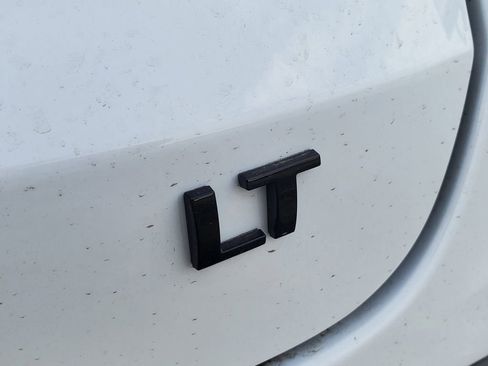 New 2026 Chevrolet Trax LT w/ Midnight Edition FWD image 26