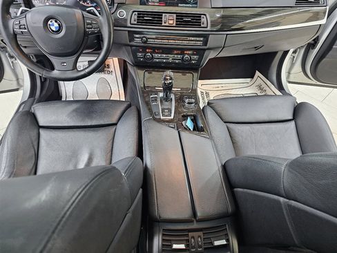Used 2013 BMW 550i Sedan image 29