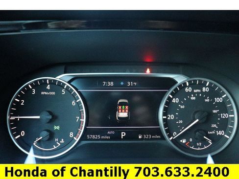 Used 2022 Nissan Pathfinder SV image 9